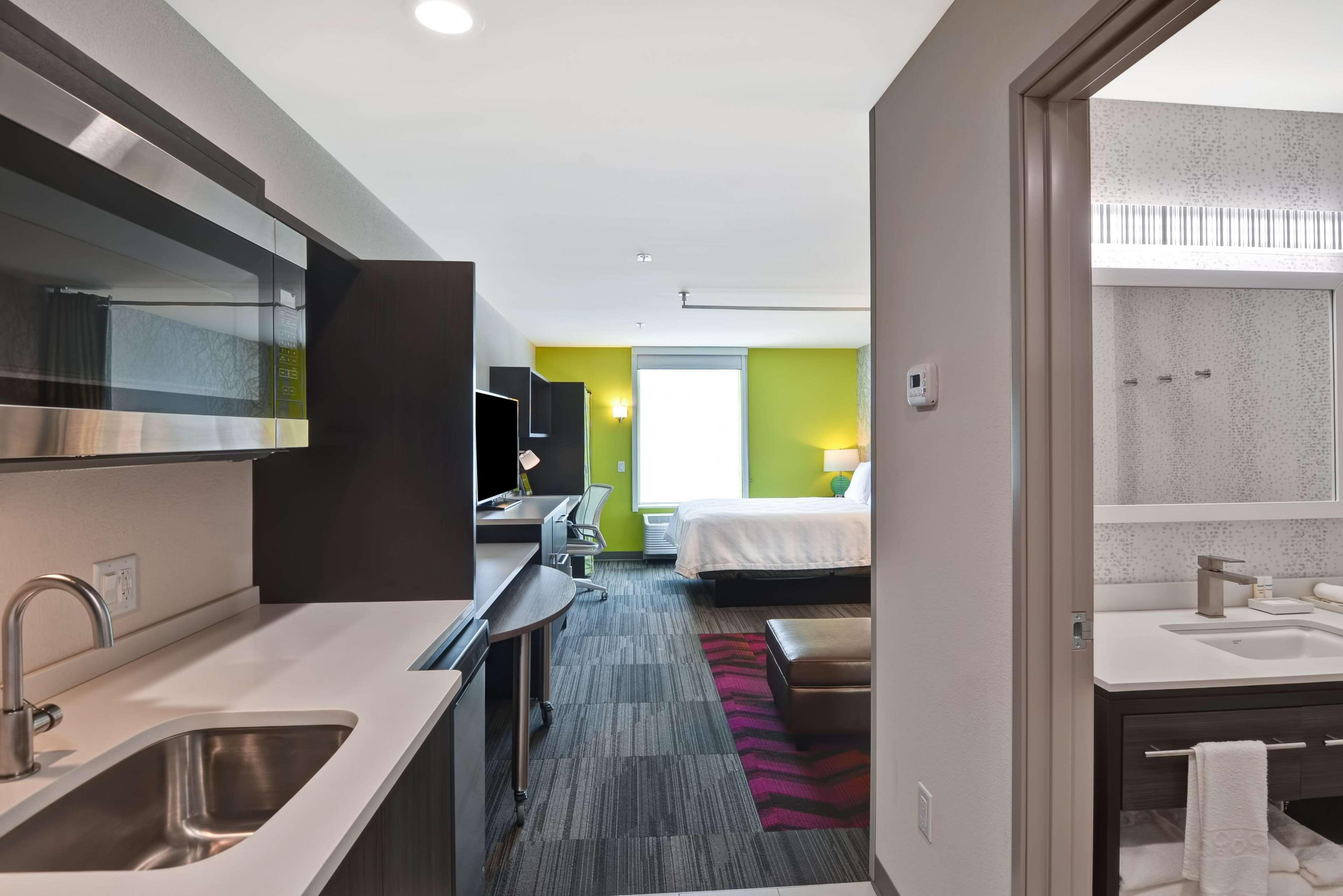 Home2 Suites By Hilton Hot Springs Exterior photo