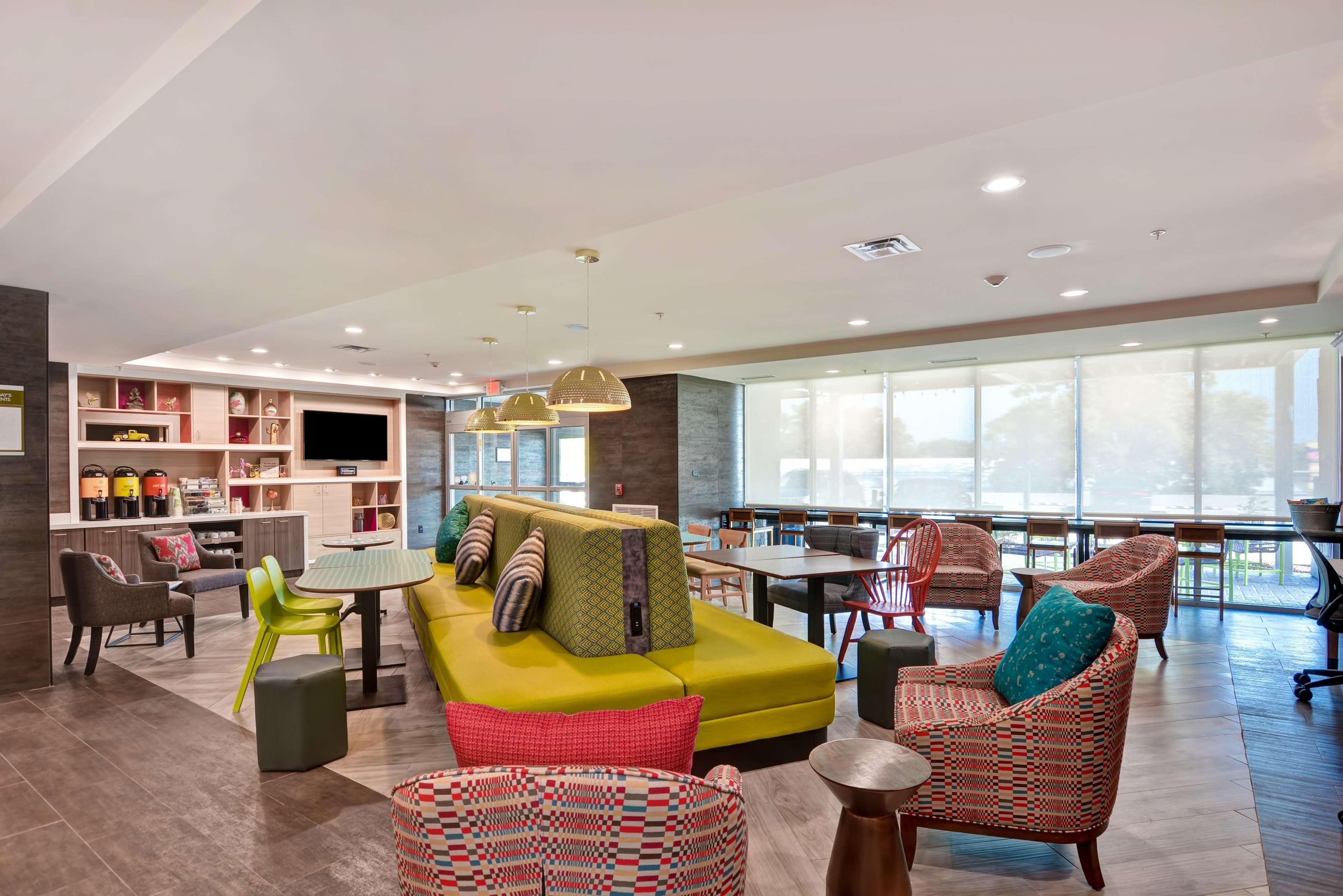 Home2 Suites By Hilton Hot Springs Exterior photo