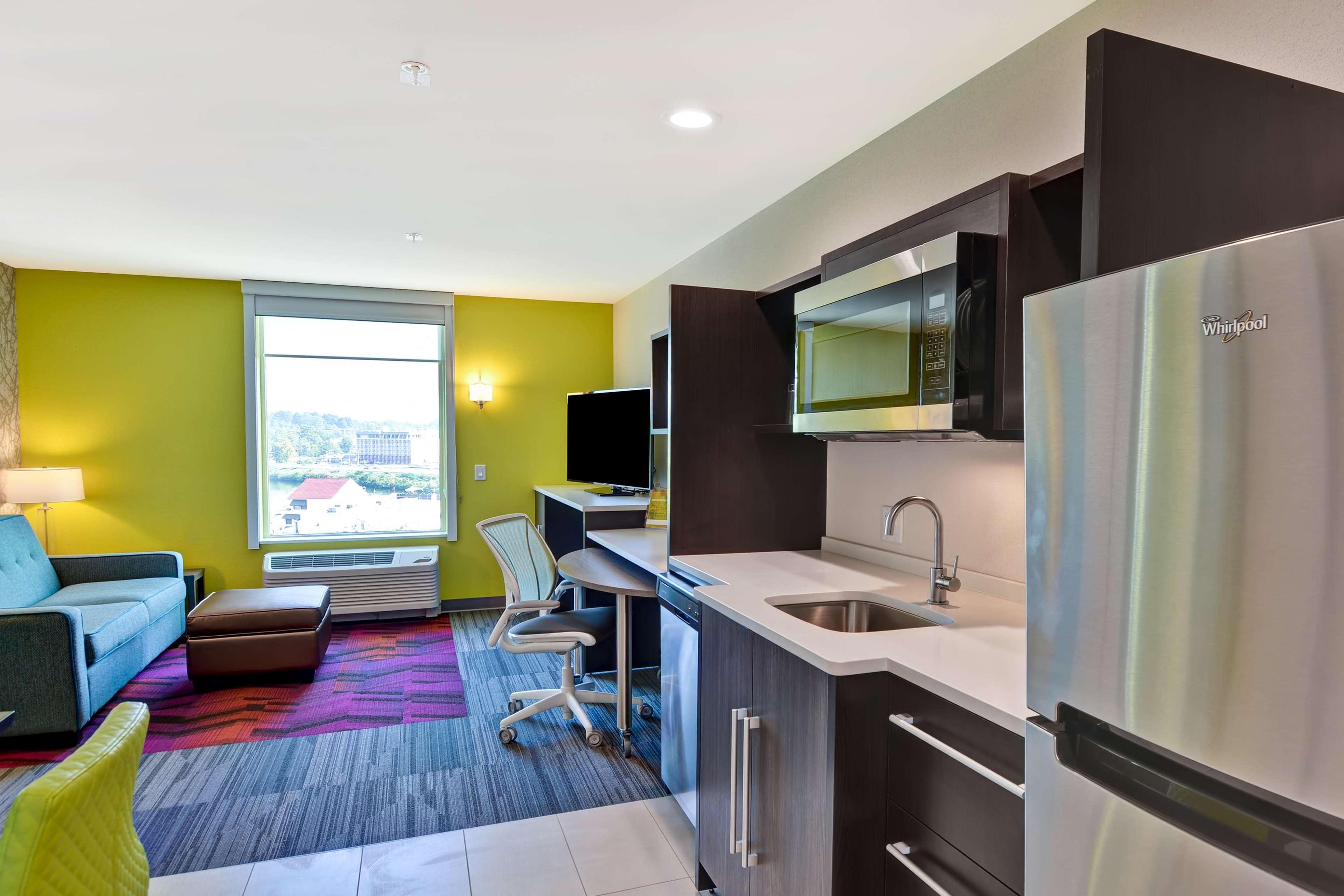 Home2 Suites By Hilton Hot Springs Exterior photo