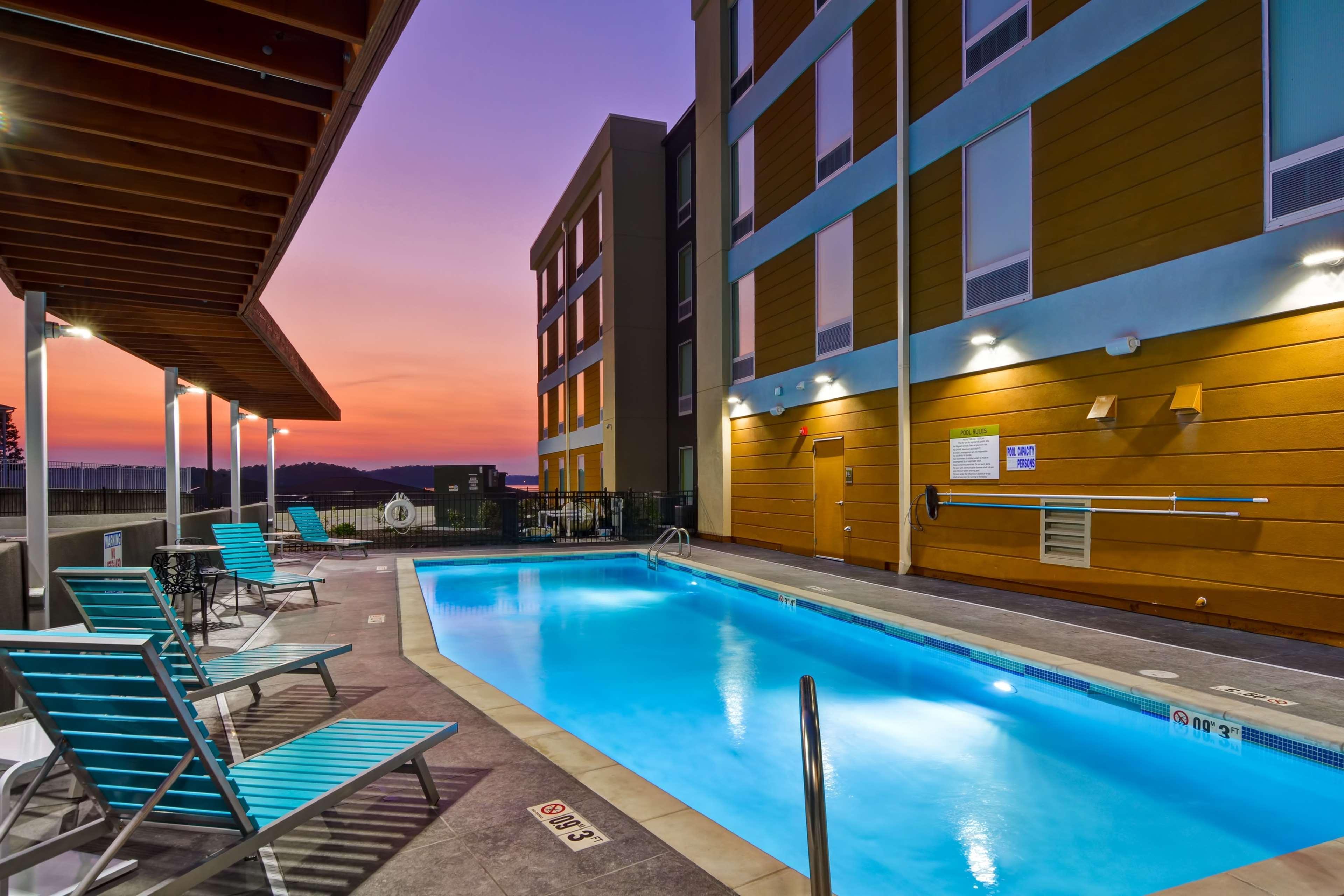 Home2 Suites By Hilton Hot Springs Exterior photo